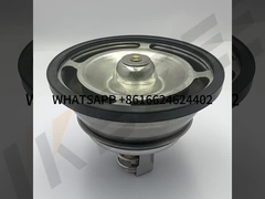 VOE21613426 VOLVO D13 D16 THERMOSTAT Động cơ 82°C VOE20560249 Đối với EC380 EC480 EC700